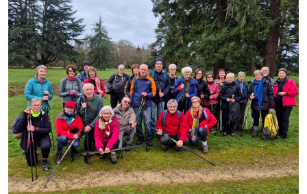 02/02/2026 - Rando nordique animée par Claude M; - Photo Claude - Nous étions 28 ce lundi 2 février à la Nordique à Ligugé "bois de Givray ", et nous avons réalisé notre parcours à bonne allure sans la  pluie...Nous avons eu le plaisir d'accueillir un nouveau mais pas novice de la marche nordique , ce qui porte à 46 les inscrits à cette activité sur les 140 adhérents.